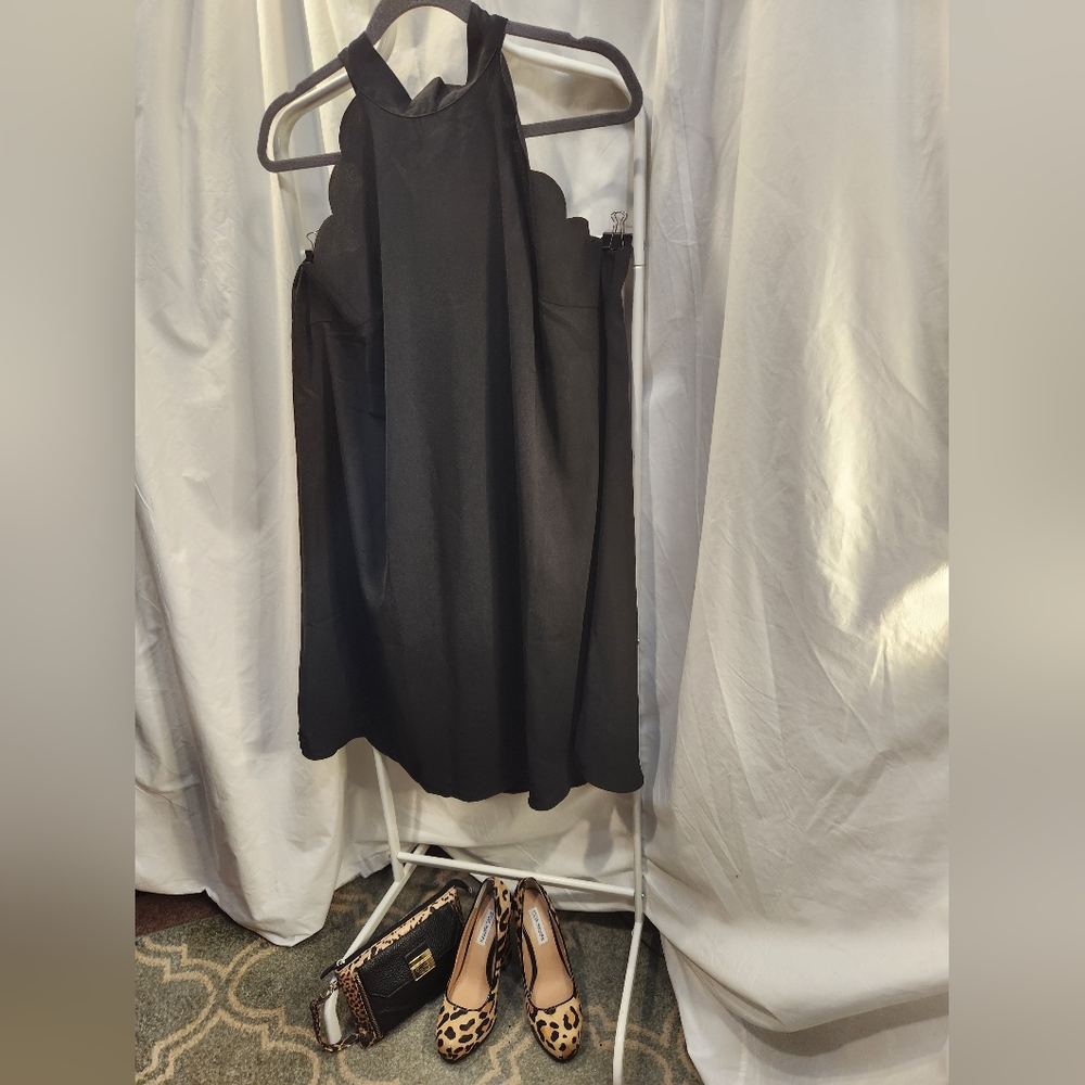 SHEIN DRESS - Picture 6 of 8